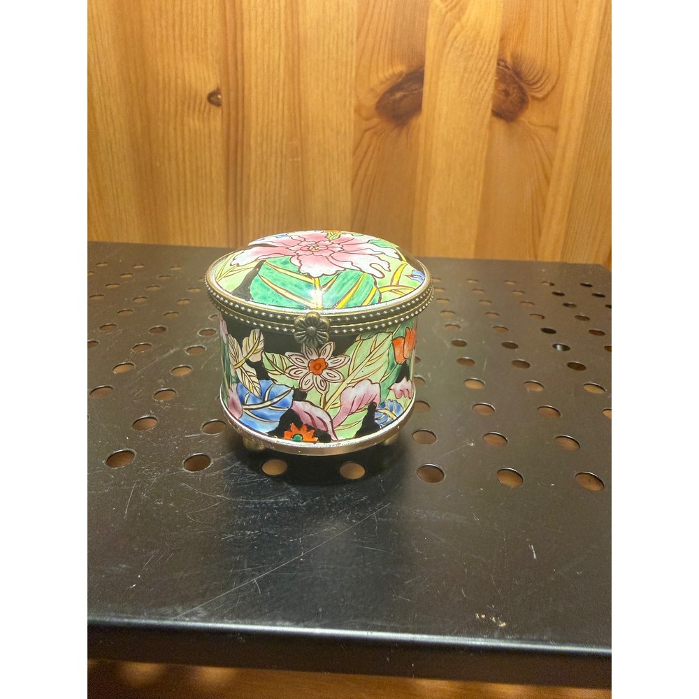 Art Gifts Inc Floral Porcelain Trinket Box Hinged Brass Tone 2" Tall No. 33